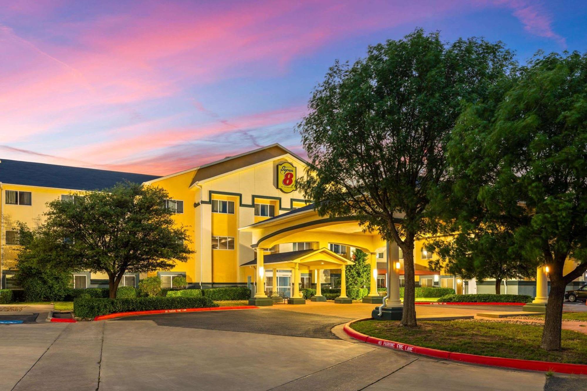 Super 8 By Wyndham Lubbock West Exterior foto