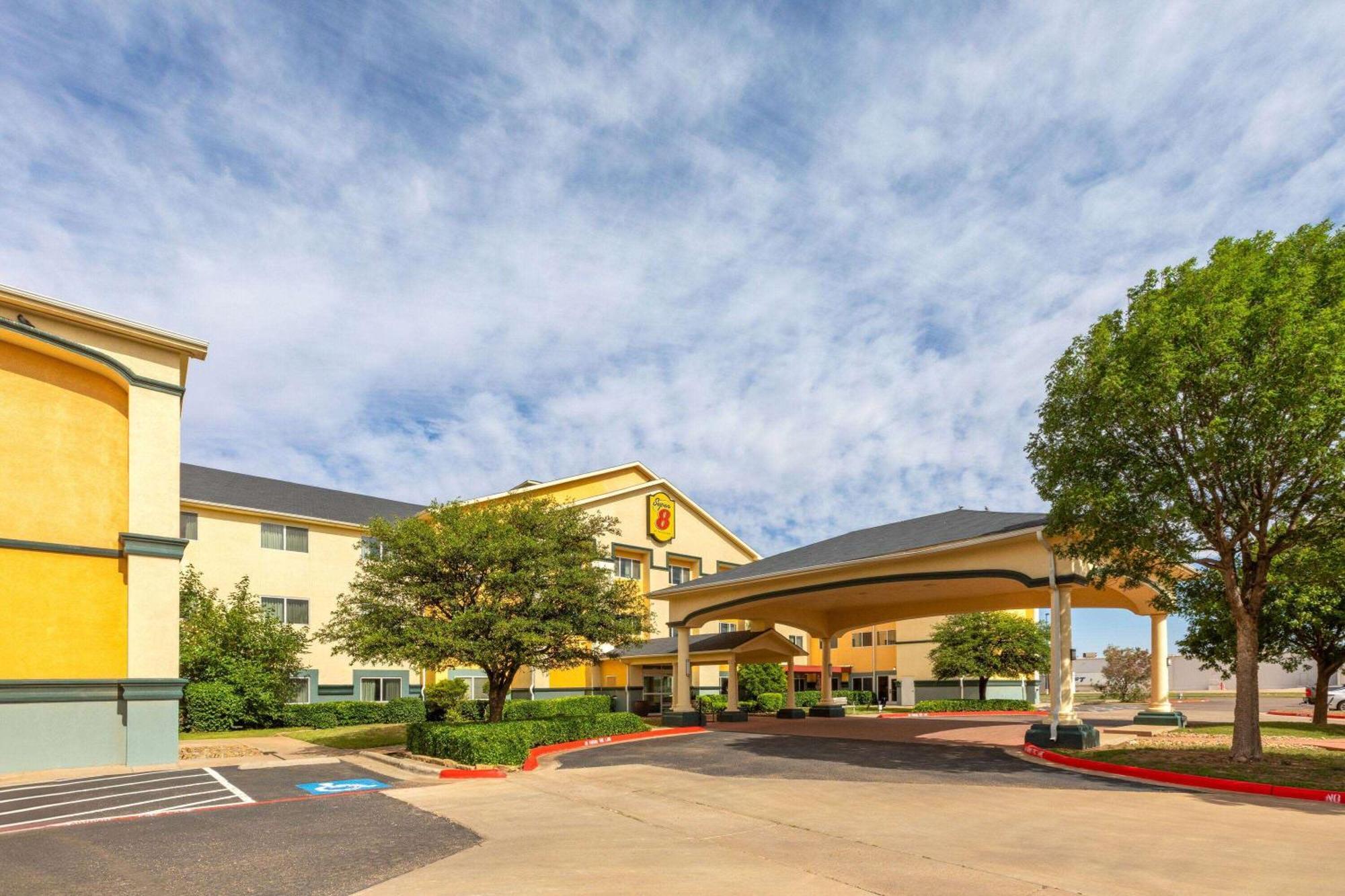 Super 8 By Wyndham Lubbock West Exterior foto